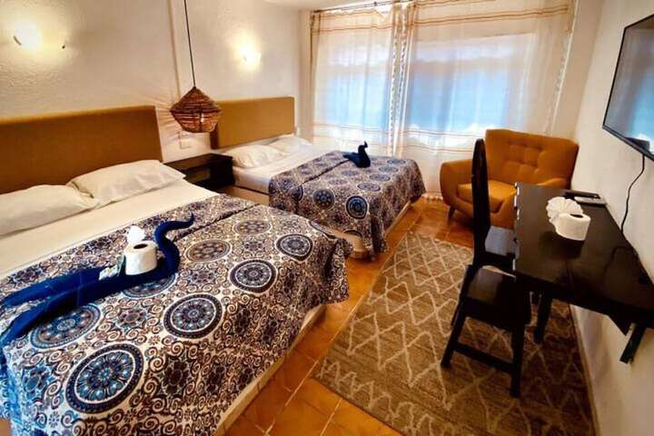 Room 12 of 24