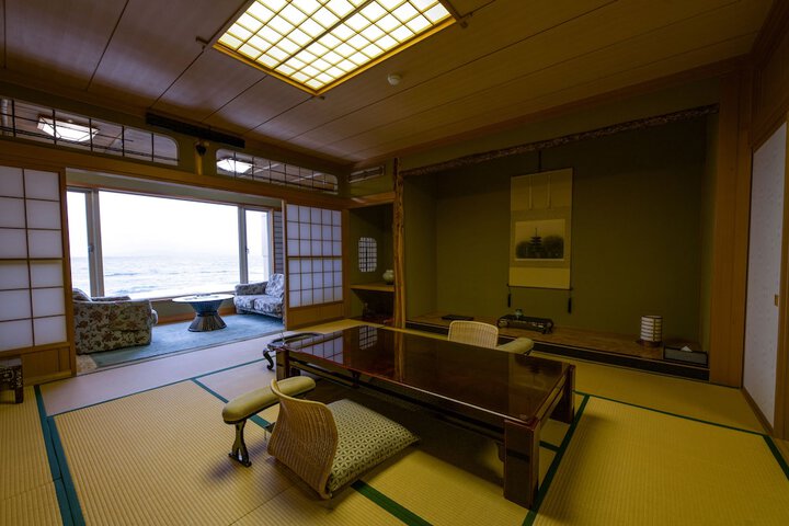 Room 13 of 88