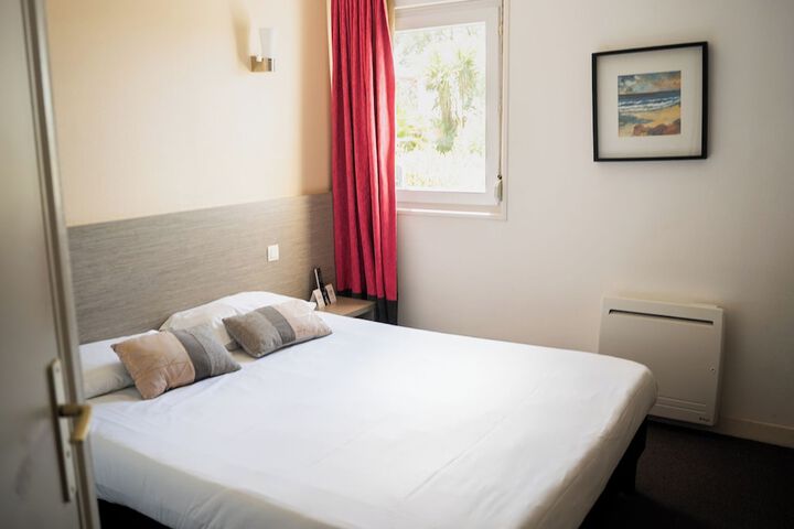 Room 37 of 80