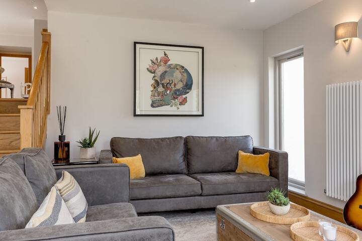 Lounge 177 of 250