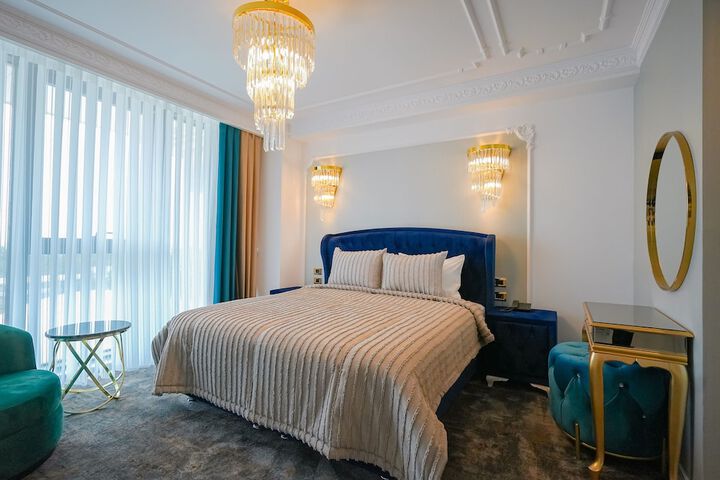 Room 2 of 64