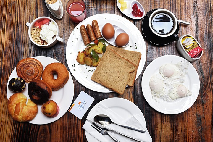 Breakfast/Coffee Service 61 of 71