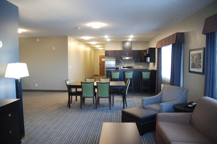 Room 34 of 65