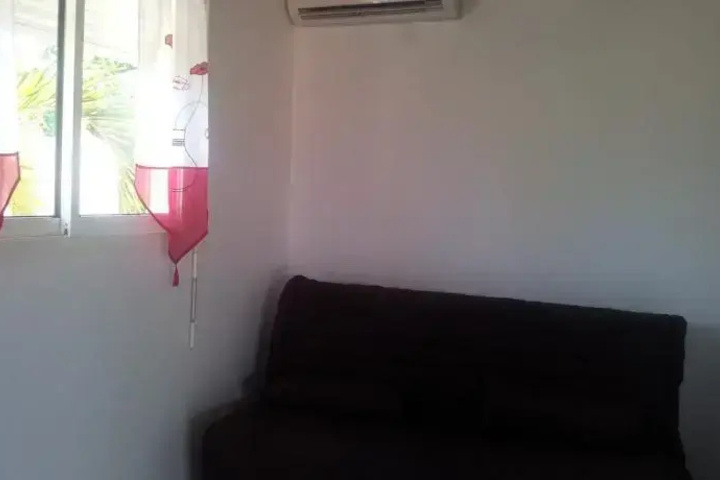 Room 5 of 15