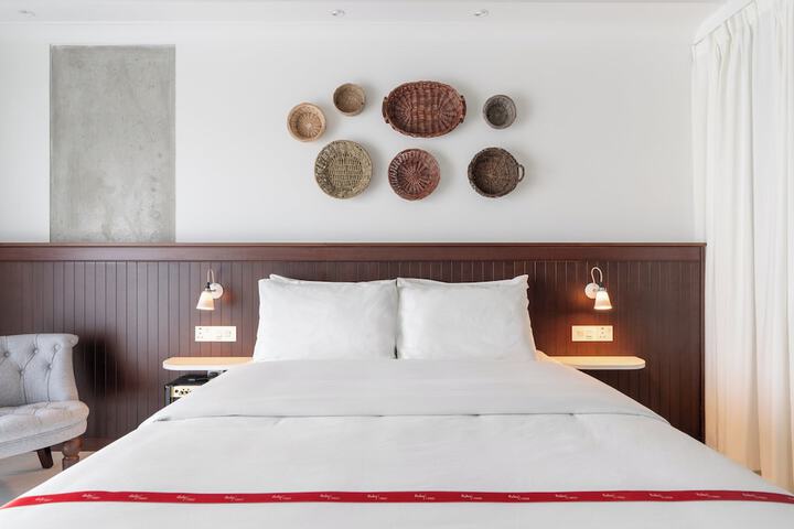 Room 21 of 40