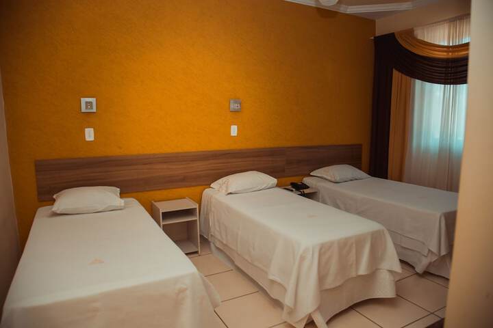 Room 17 of 49