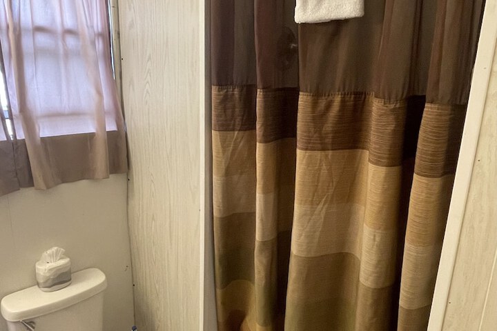Room 167 of 213