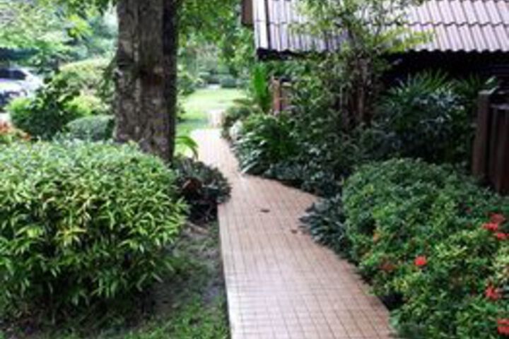 Property Grounds 21 of 23