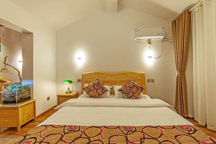 Room 37 of 40