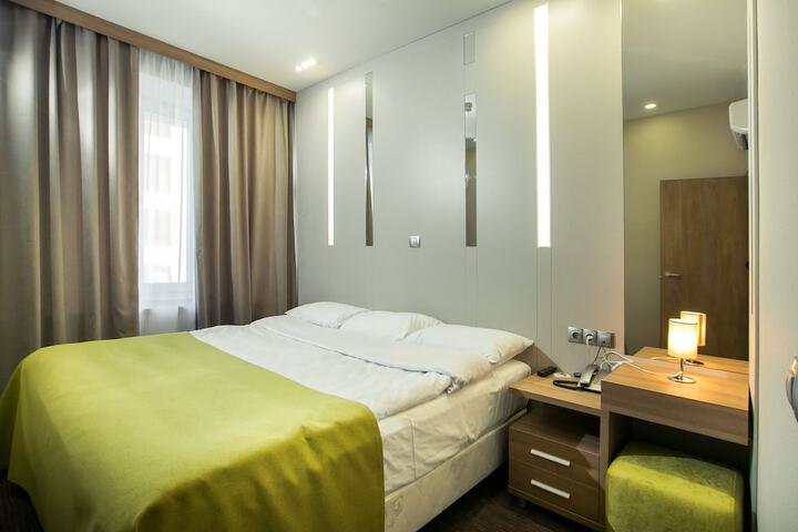 Room 7 of 63