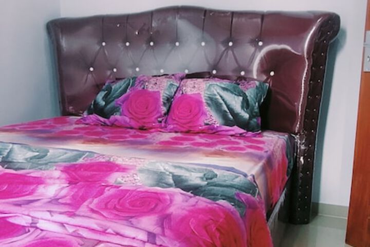 Room 3 of 11