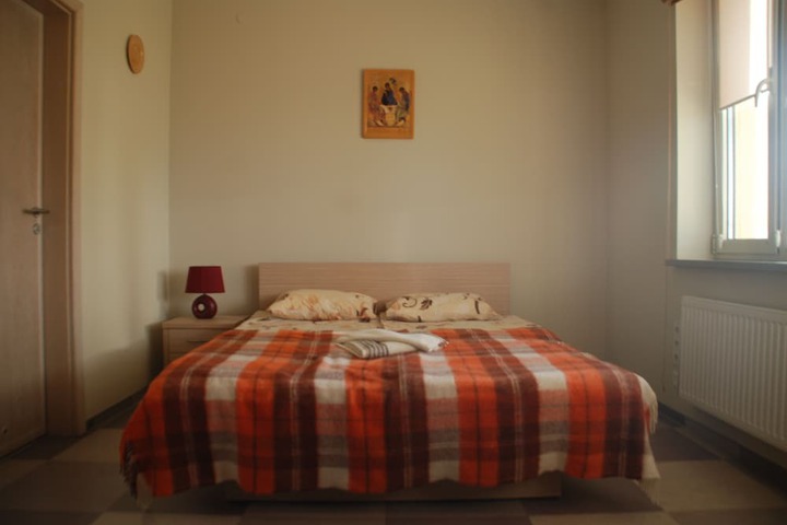 Room 12 of 47