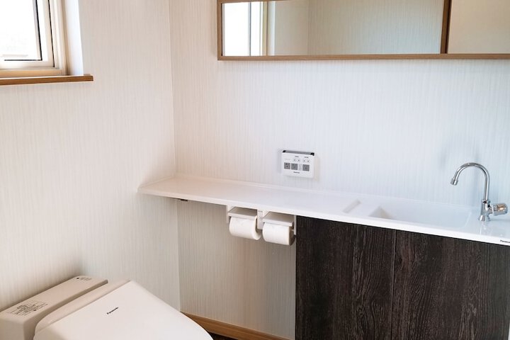 Room 7 of 73