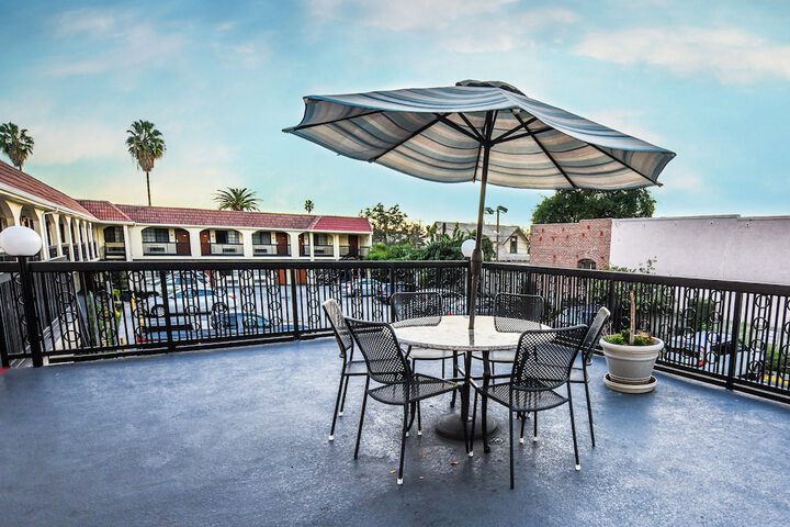 Sundeck
