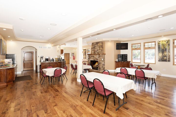 Breakfast area