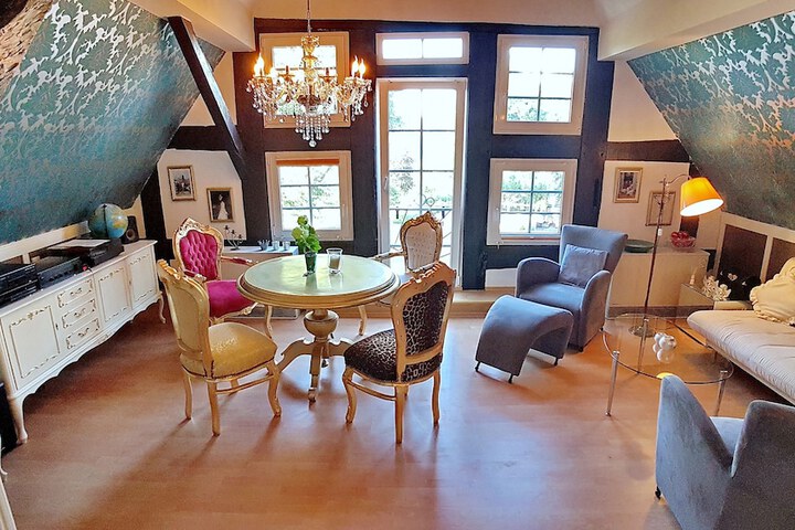Room 16 of 45