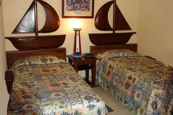 Room 4 of 58