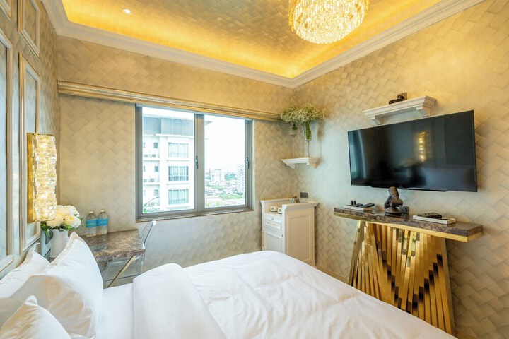 Room 48 of 285