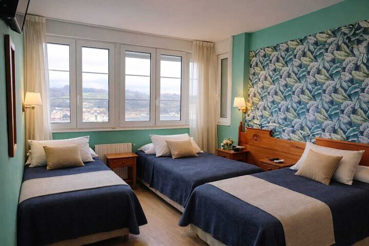 Room 17 of 47