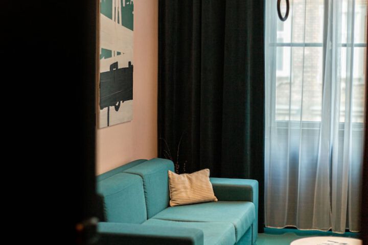 Room 74 of 112