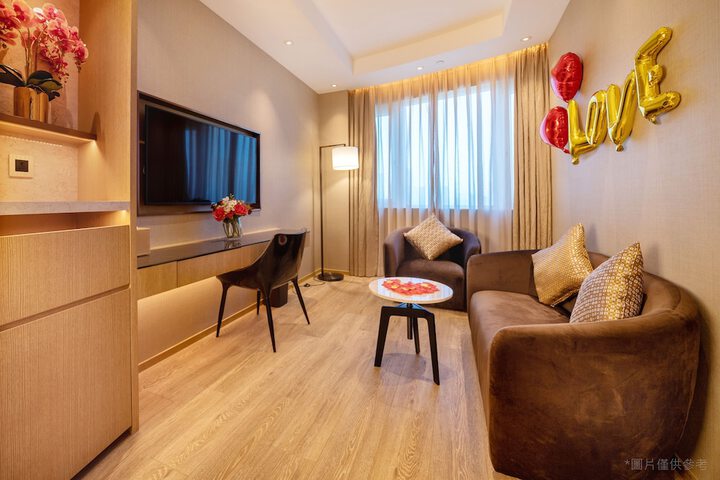 Room 48 of 142