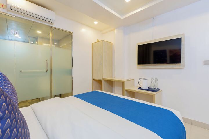 Room 19 of 37