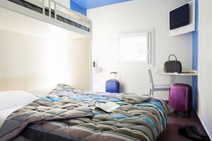 Room 21 of 44