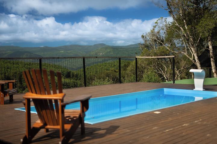 Pool 23 of 26