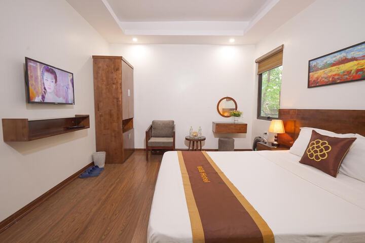 Room 15 of 25