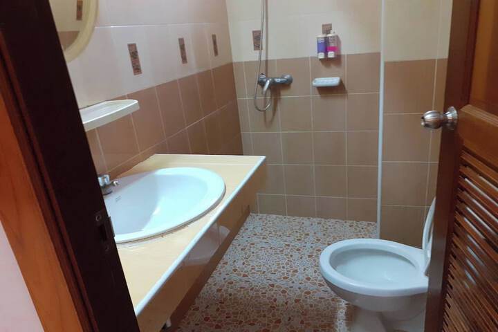 Room 20 of 29