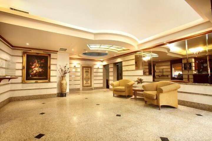 Lobby Photos