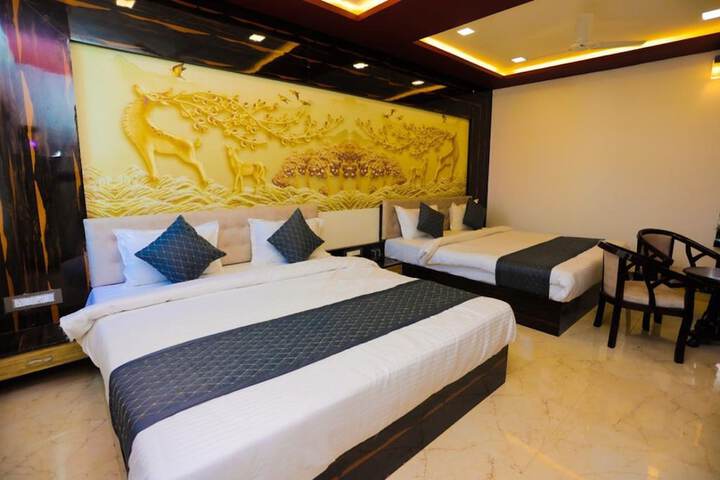 Room 14 of 43