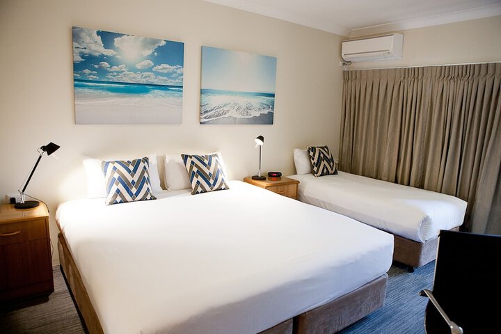 Room 4 of 88