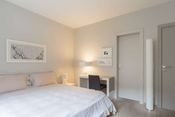 Room 4 of 21