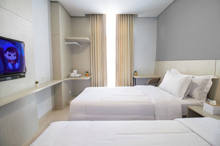 Room 7 of 11