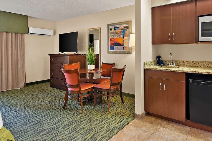 2 Double Beds (3 of 9)