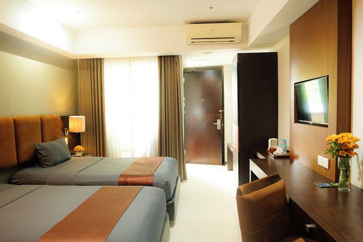 Room 25 of 58