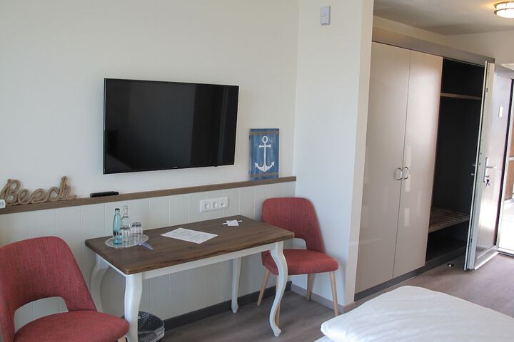Hotel Interior 70 of 114