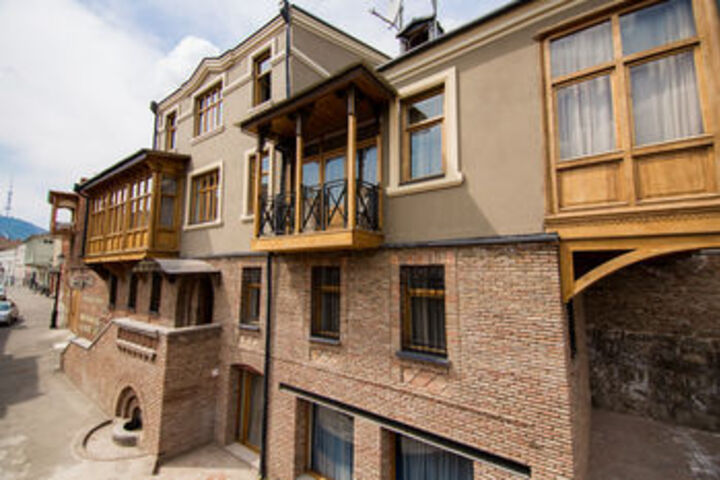 Metekhis Galavani Hotel Hostel