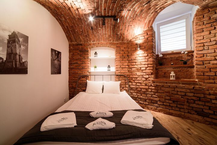 Room 14 of 84