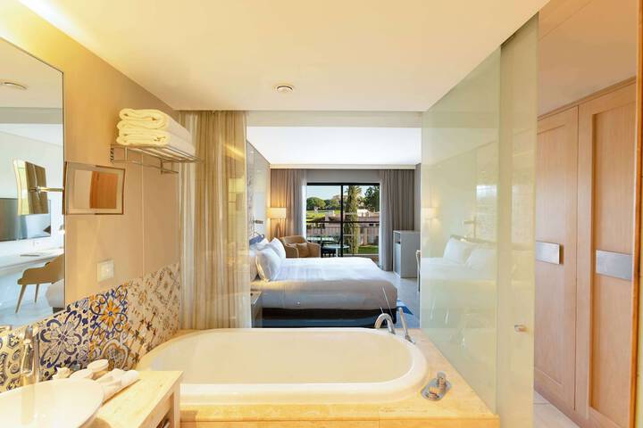 Room 75 of 152
