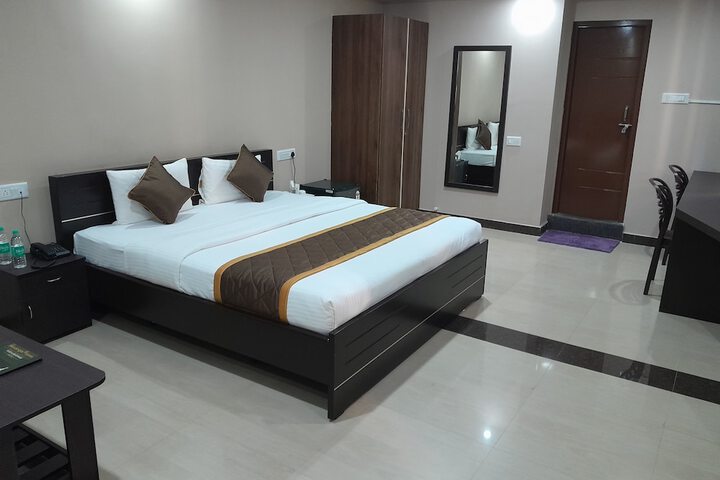Room 15 of 44
