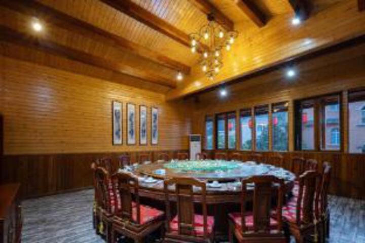 Yangmeiting Yizhan Homestay (Jingdezhen Sanbao Branch)