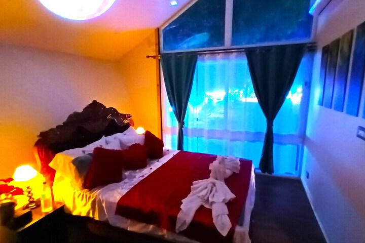Room 14 of 195