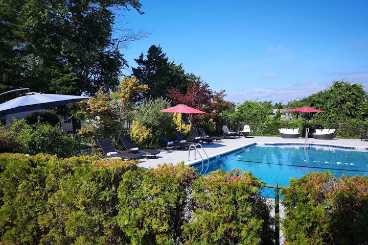 Pool 28 of 54