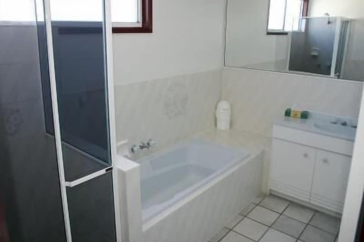 Room 21 of 26