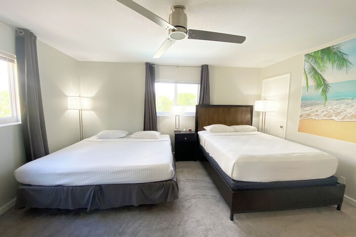 Room 2 of 15