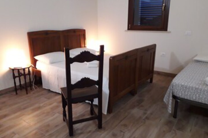 Room 11 of 17