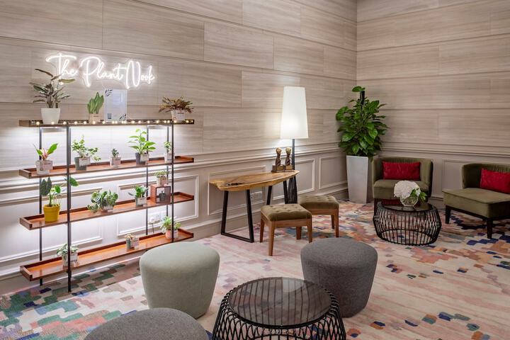 Guest Lobby