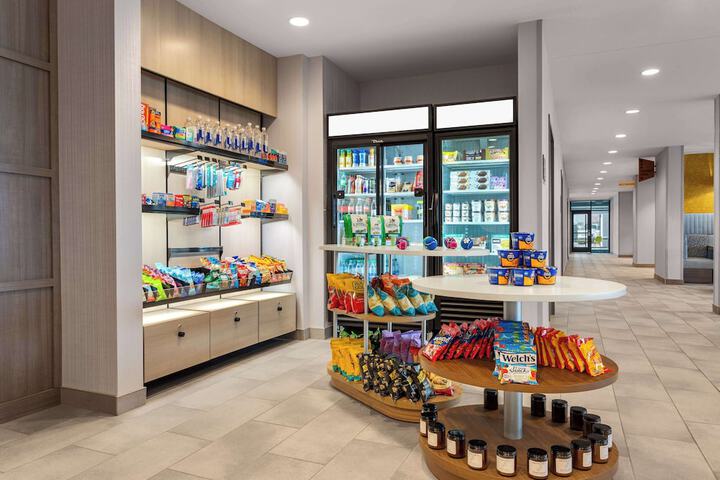 Snack bar